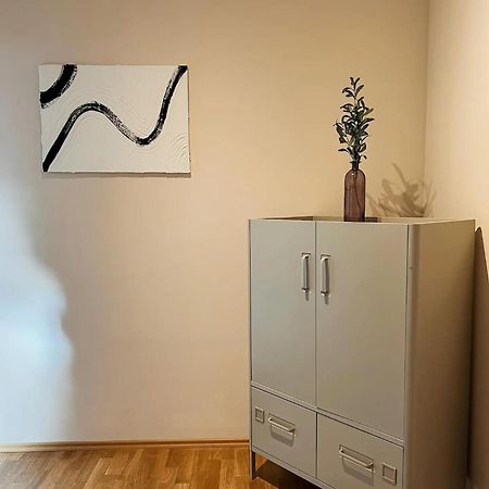 Stilvolle Stadtwohnung - Self Check-In Mit Guten Parkmoeglichkeiten Graz Dış mekan fotoğraf